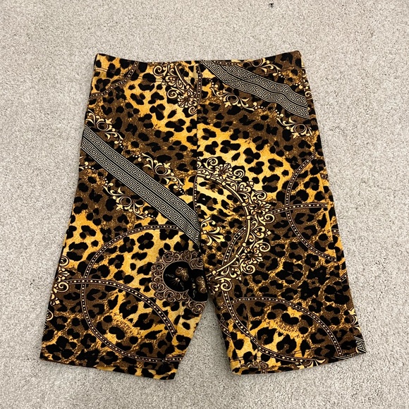 VERSACE STYLE BIKER SHORTS - Picture 3 of 4